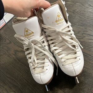 Jackson Junior Ice Skates size 1 1/2